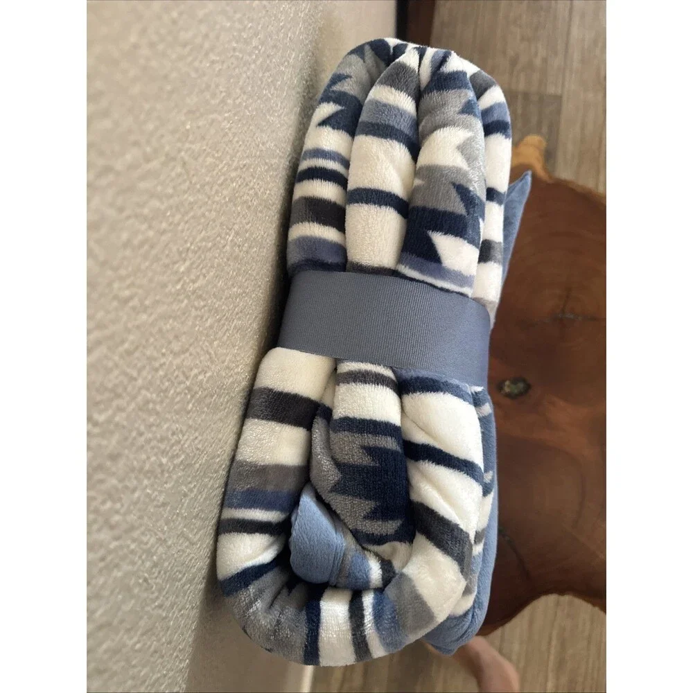 Better Homes & Gardens Throw Blanket 50x60